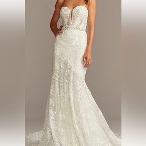 Wedding dress for sale. Brand new with tag